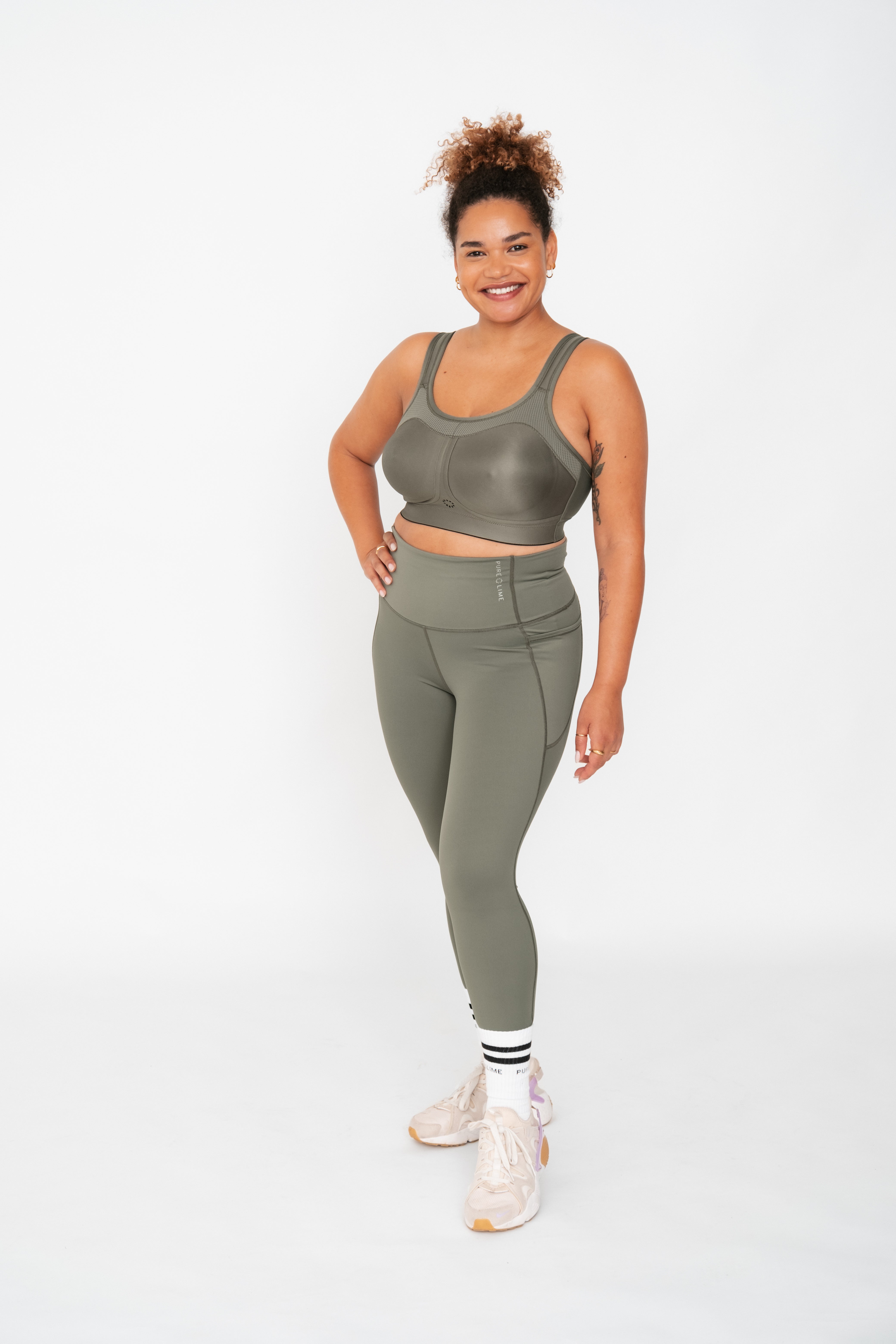Pure Training Tights - Smokey Olive